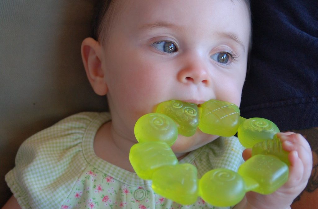 5 Tips to Ease the Teething Process for your Baby
