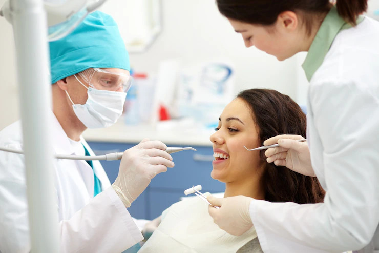 How a Restorative Dentist Can Improve Your Oral Health